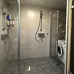 Einon Tupa شقة *