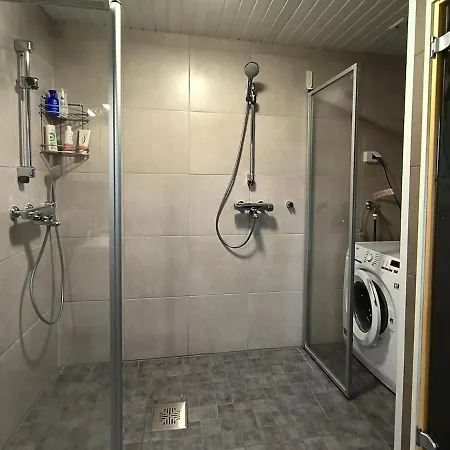 Einon Tupa Appartement *