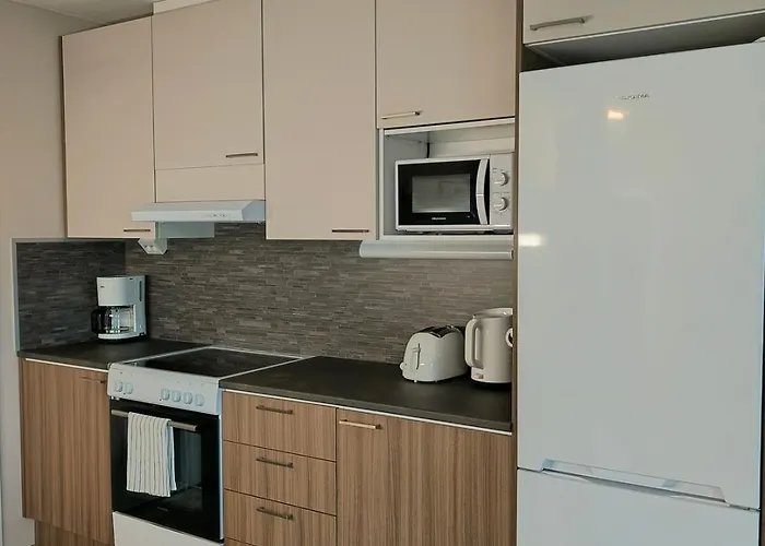 Einon Tupa Lägenhet *