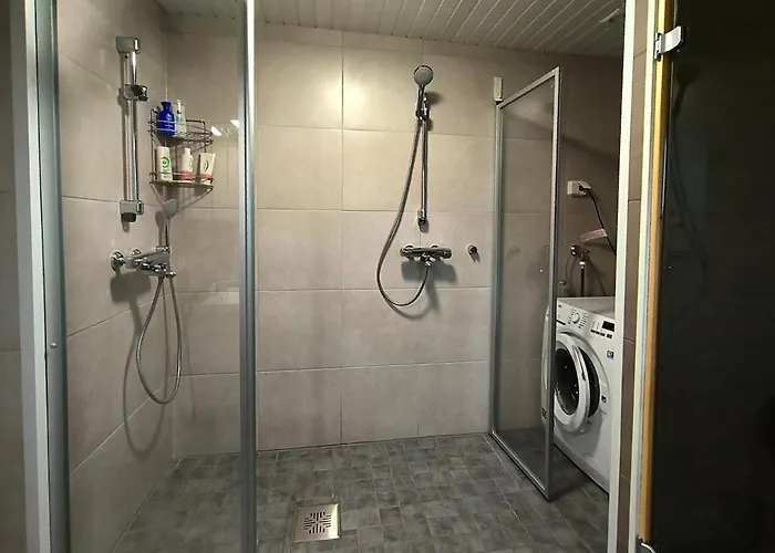 Einon Tupa Appartement *